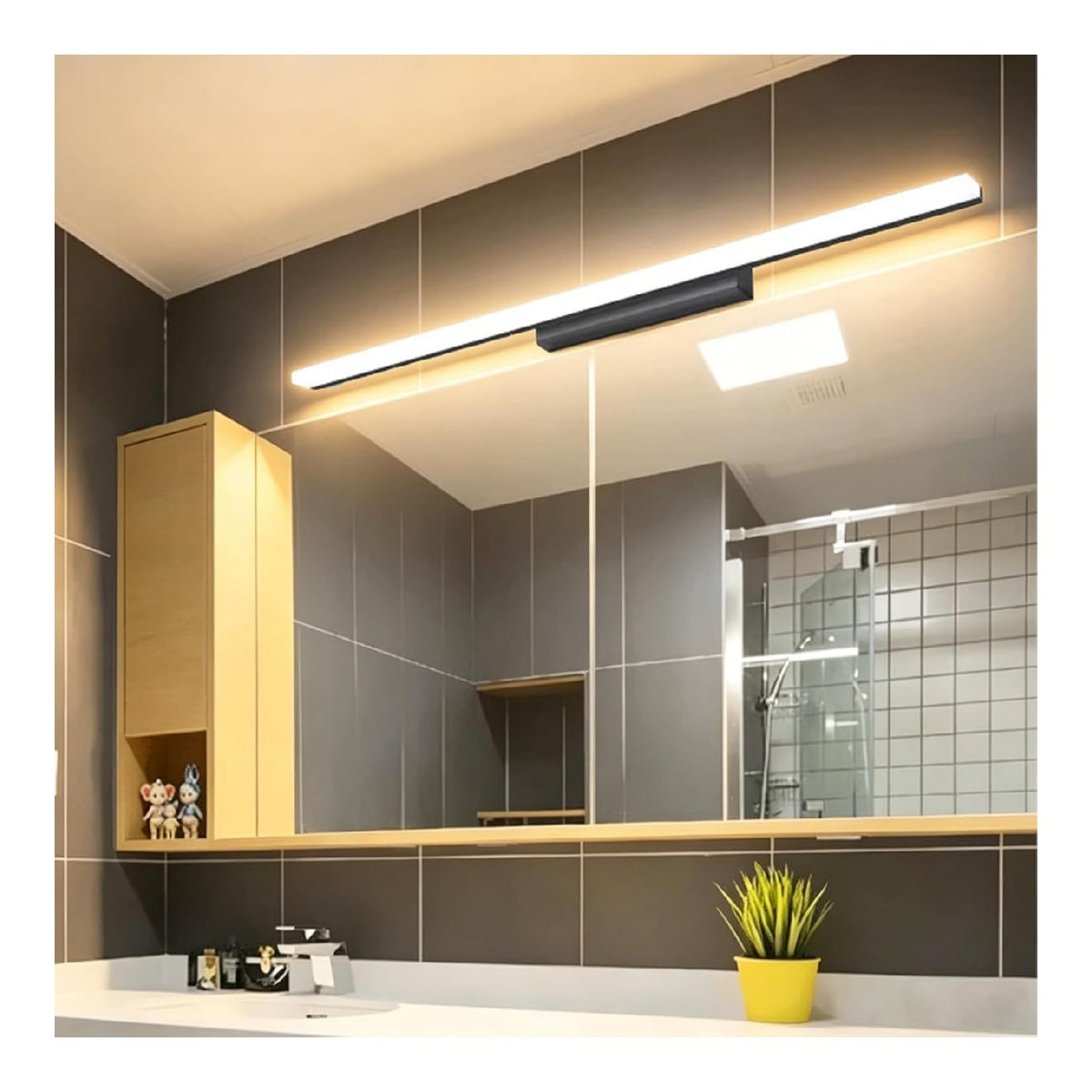Solution lumineuse Noir et Blanc au dessin sobre en format applique murale 3000 K
