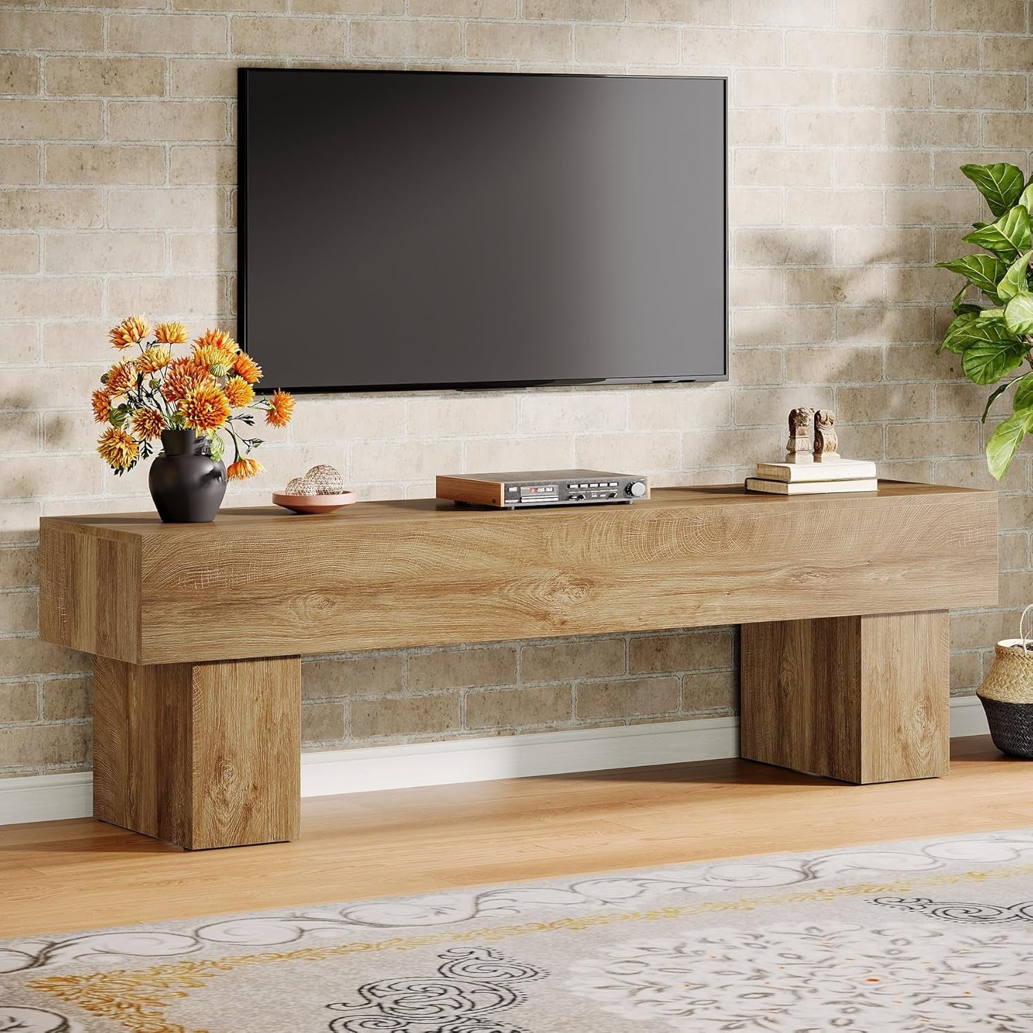 Support TV style ferme 160 cm avec rangement multimedia, meuble bas pour televiseur 55 a 65 pouces, console de salon aspect bois